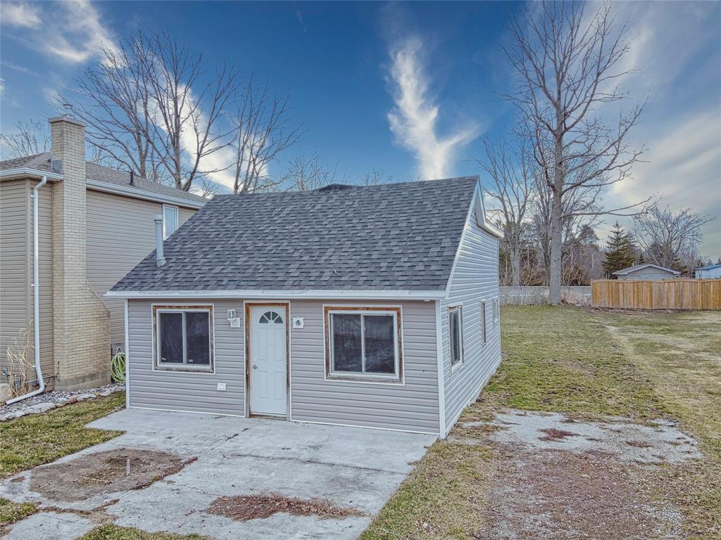6762 FRANKLIN Avenue, Plympton-Wyoming, Ontario, Canada