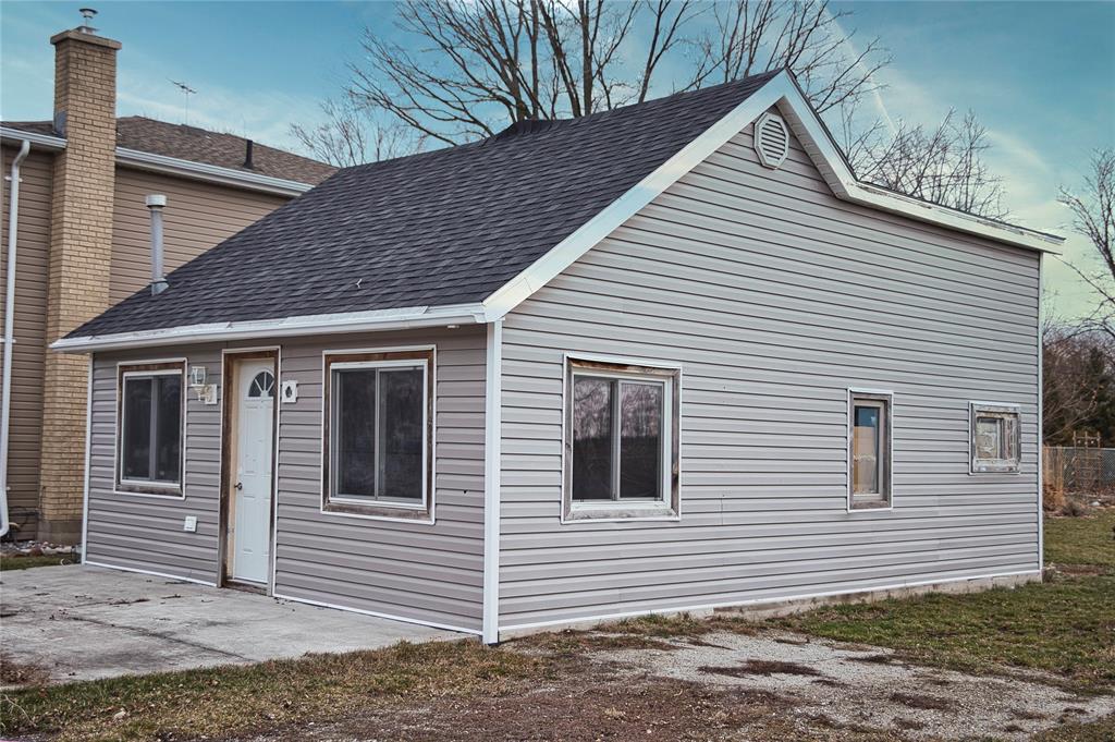 6762 FRANKLIN Avenue, Plympton-Wyoming, Ontario, Canada