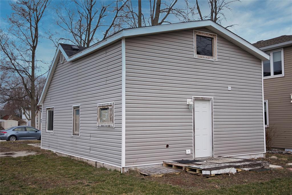 6762 FRANKLIN Avenue, Plympton-Wyoming, Ontario, Canada
