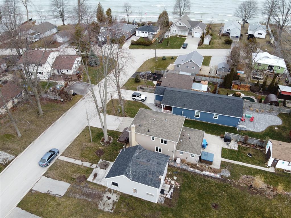 6762 FRANKLIN Avenue, Plympton-Wyoming, Ontario, Canada