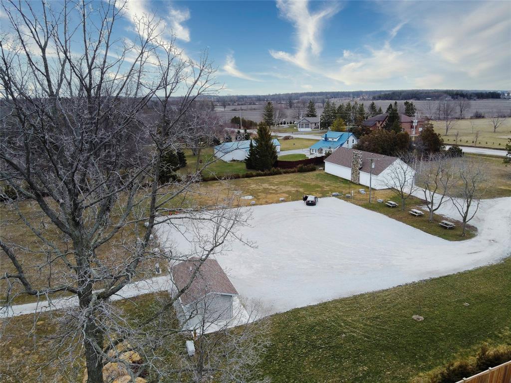 6762 FRANKLIN Avenue, Plympton-Wyoming, Ontario, Canada