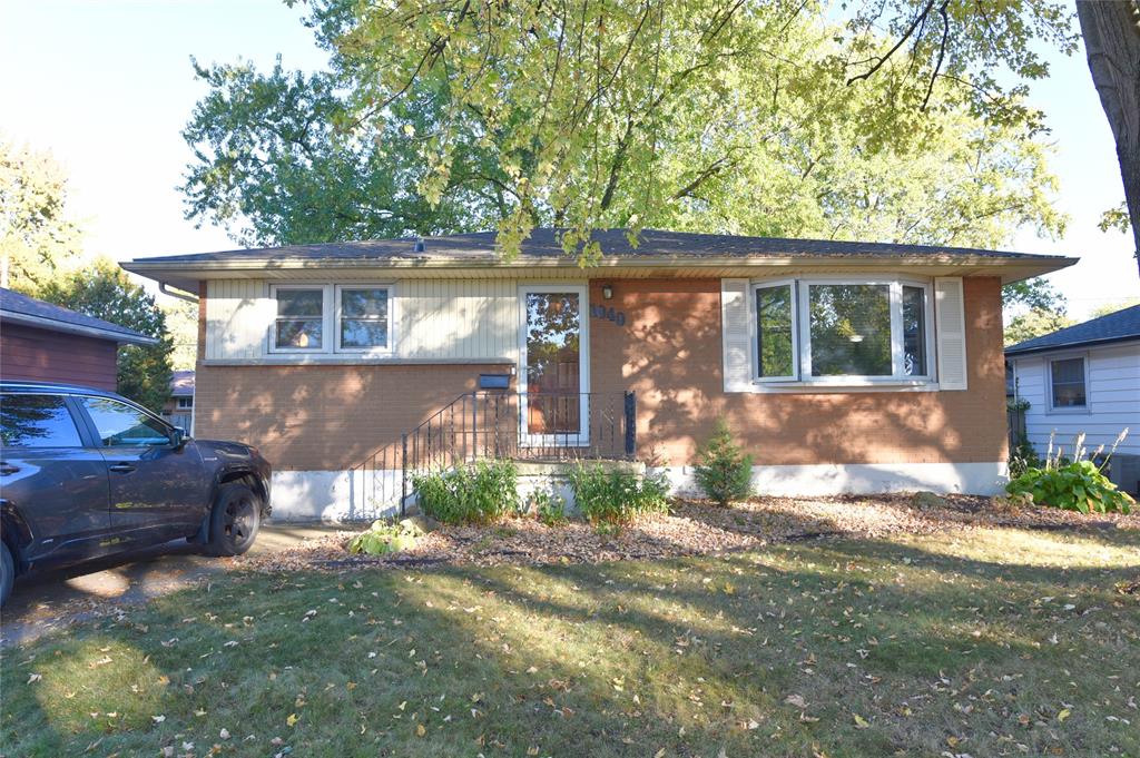 1040 Devine Street, Sarnia Ontario, Canada