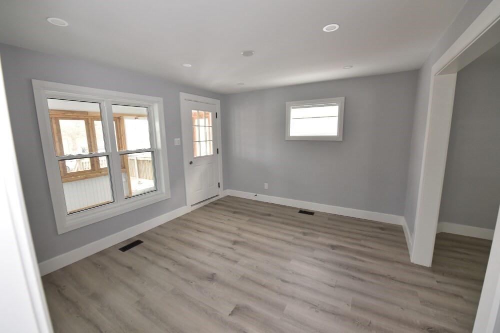 379 Talfourd Street, Sarnia, Ontario, Canada photo 12