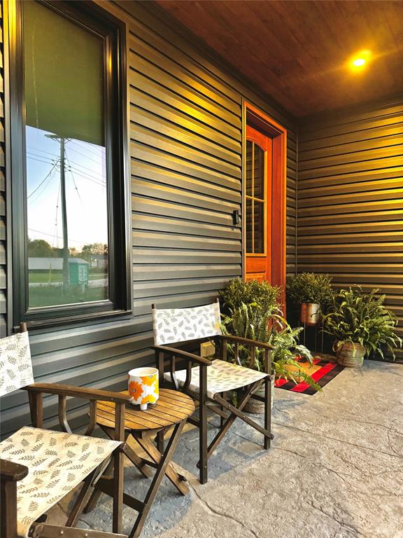 3913 Egremont Road, Plympton-Wyoming, Ontario, Canada photo 3