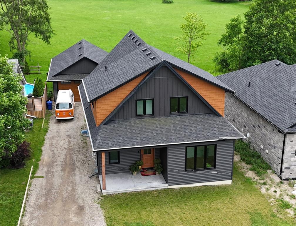 3913 Egremont Road, Plympton-Wyoming, Ontario, Canada photo 4