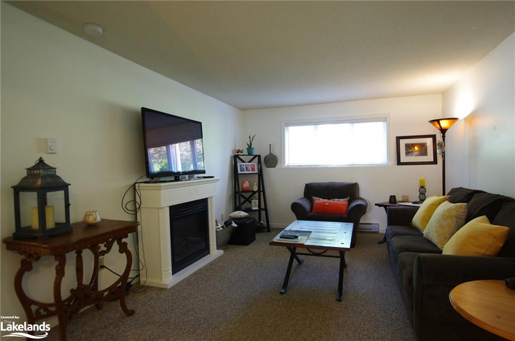 63 NORTH Street E, Orillia, Ontario, Canada
