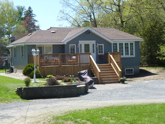 966 Cottage Farms Road, Kingston Ontario, Canada