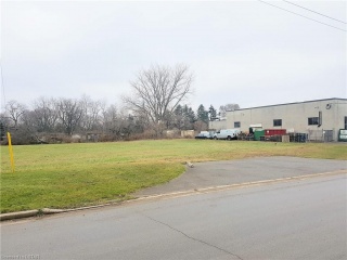 148 B STRONACH Crescent, London Ontario, Canada