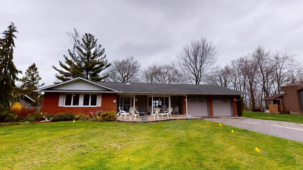 5164 LAKESHORE Road, Plympton-Wyoming Ontario, Canada
