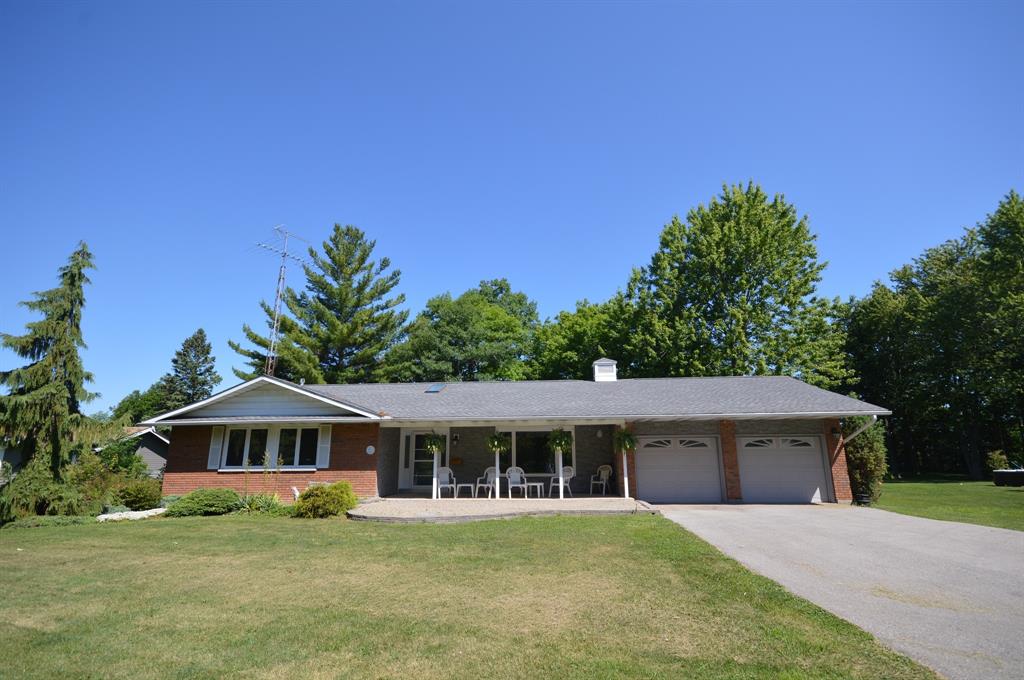 5164 LAKESHORE Road, Plympton-Wyoming Ontario, Canada