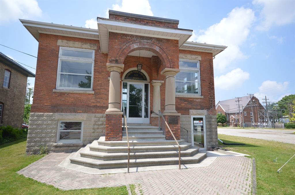 12 MAIN Street North, Lambton Shores Ontario, Canada