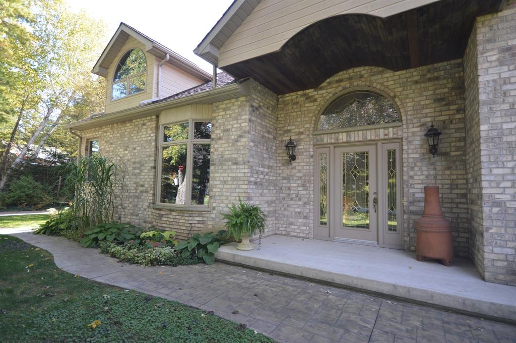 6545 PINE TRAIL Avenue, Lambton Shores Ontario, Canada