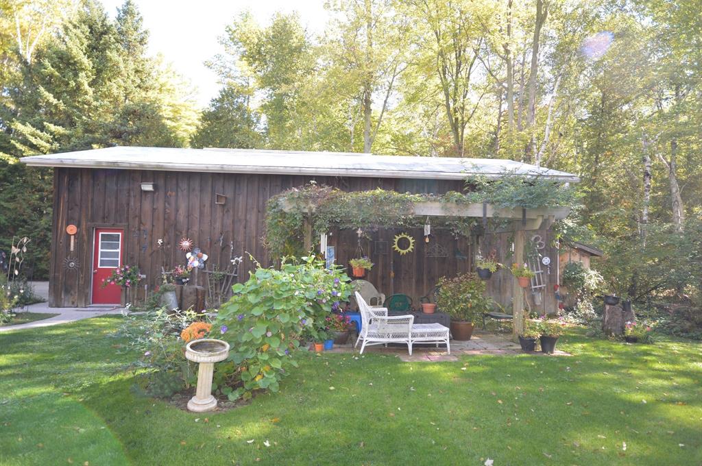 6545 PINE TRAIL Avenue, Lambton Shores Ontario, Canada