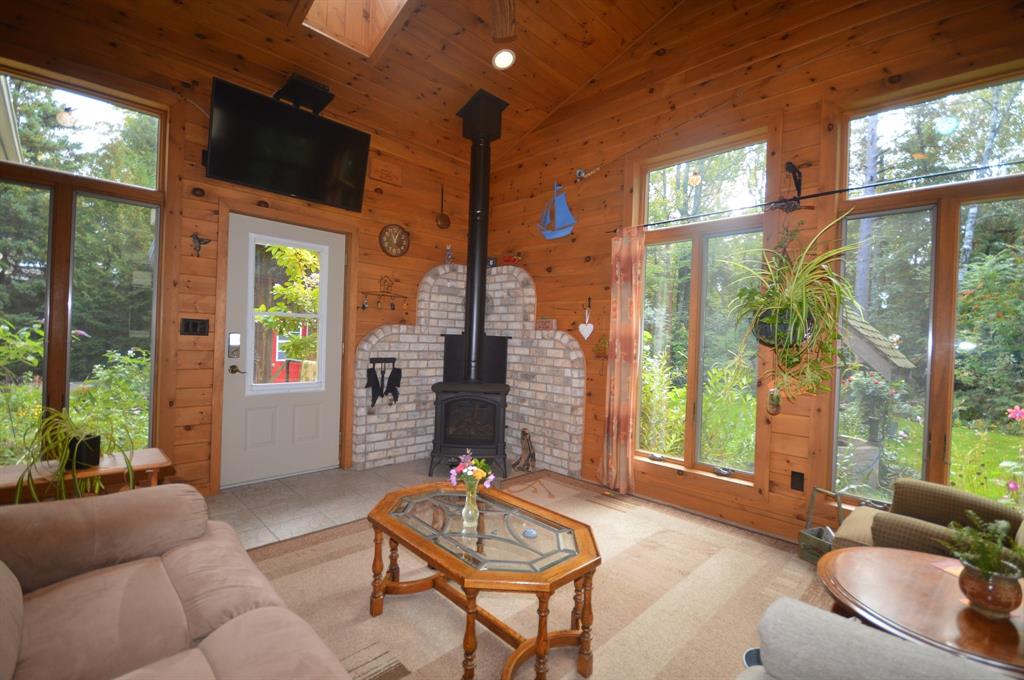 6545 PINE TRAIL Avenue, Lambton Shores Ontario, Canada