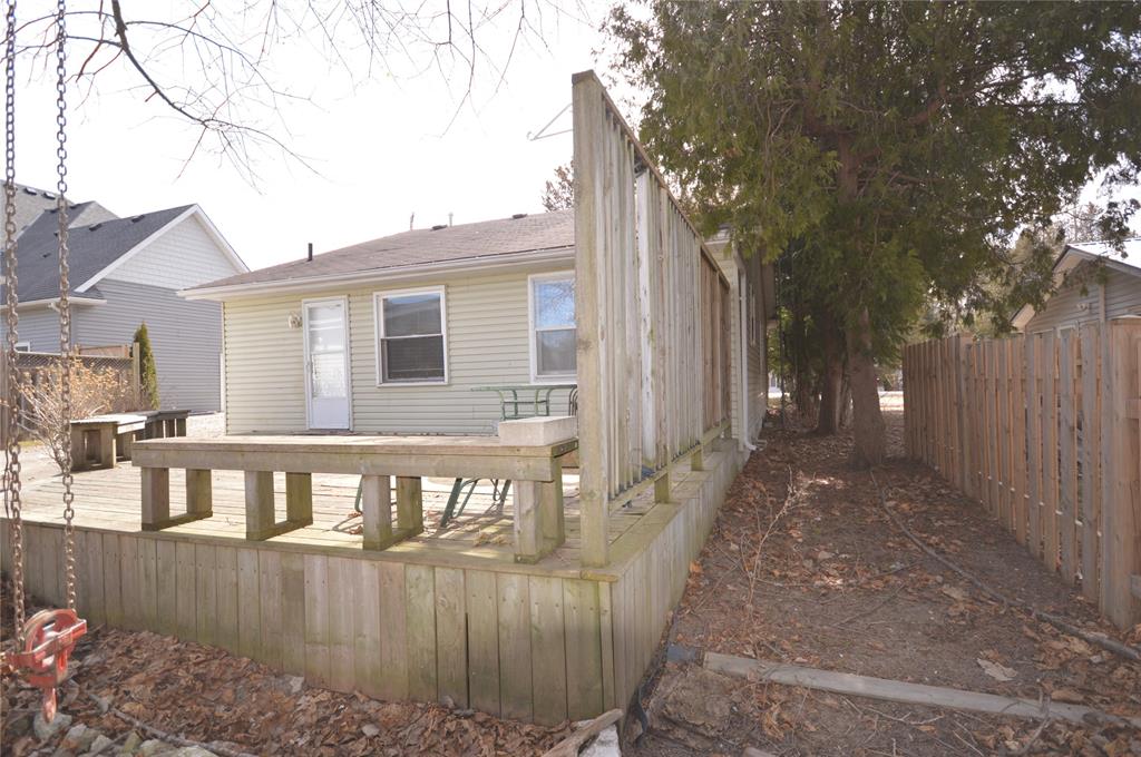 6366 LONDON Road, Lambton Shores, Ontario, Canada