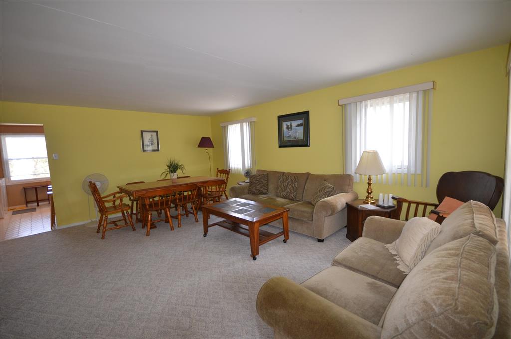 6366 LONDON Road, Lambton Shores, Ontario, Canada