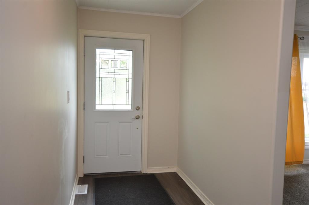 846 DEVINE Street, Sarnia, Ontario, Canada
