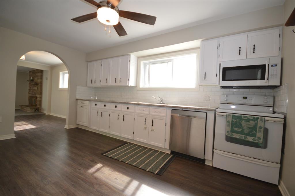 846 DEVINE Street, Sarnia, Ontario, Canada