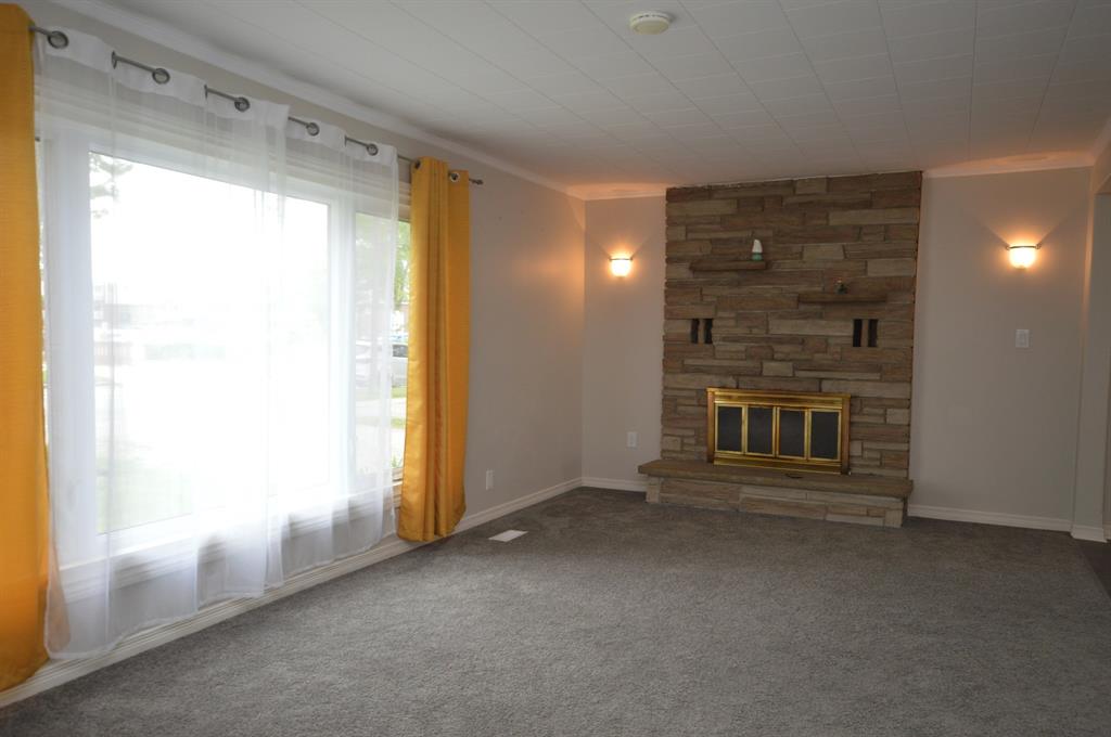 846 DEVINE Street, Sarnia, Ontario, Canada