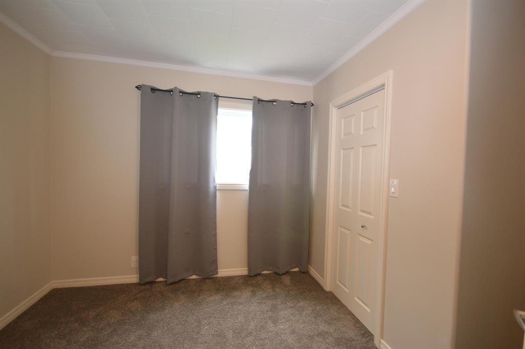 846 DEVINE Street, Sarnia, Ontario, Canada