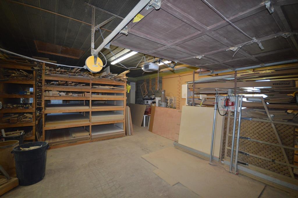 6994 LONDON Line, Warwick, Ontario, Canada