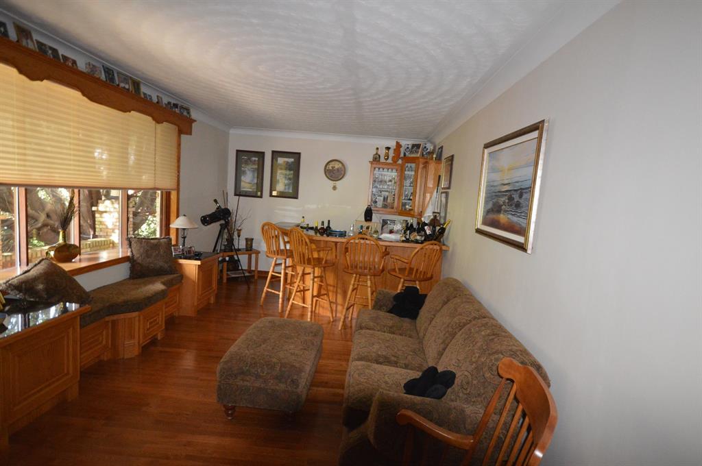 6994 LONDON Line, Warwick, Ontario, Canada