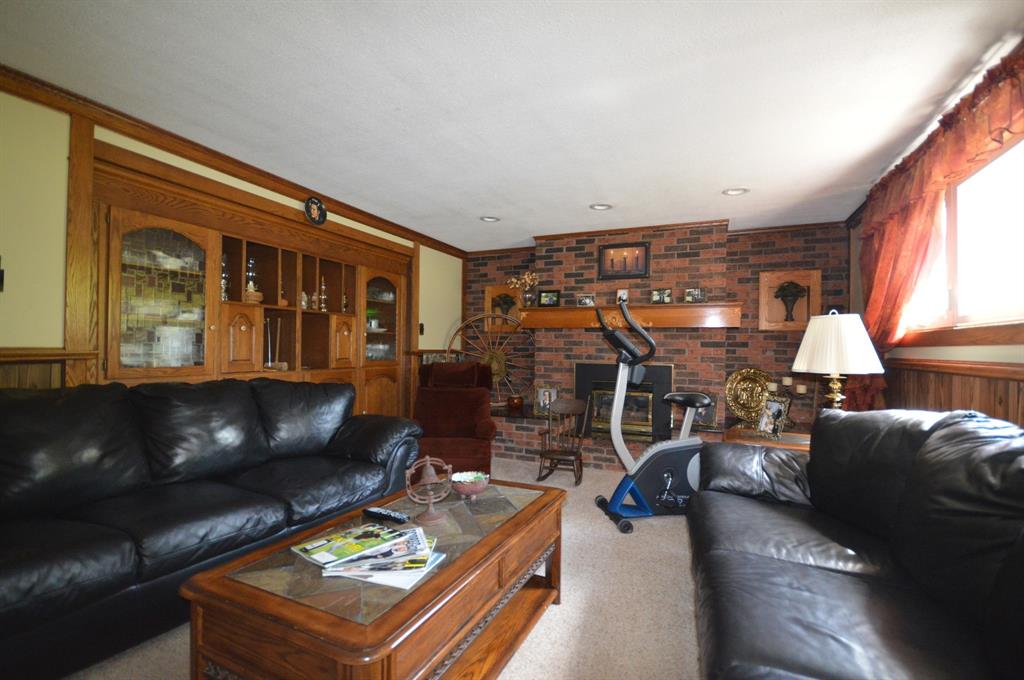 6994 LONDON Line, Warwick, Ontario, Canada