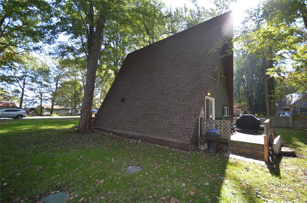 9866 LAKE Road, Lambton Shores, Ontario, Canada