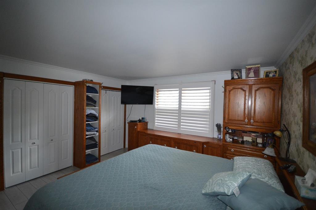 6994 LONDON Line, Warwick, Ontario, Canada