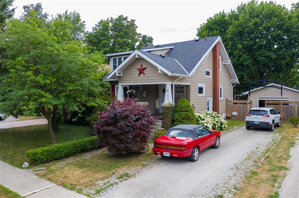 32 ALBERT Street, Lambton Shores, Ontario, Canada
