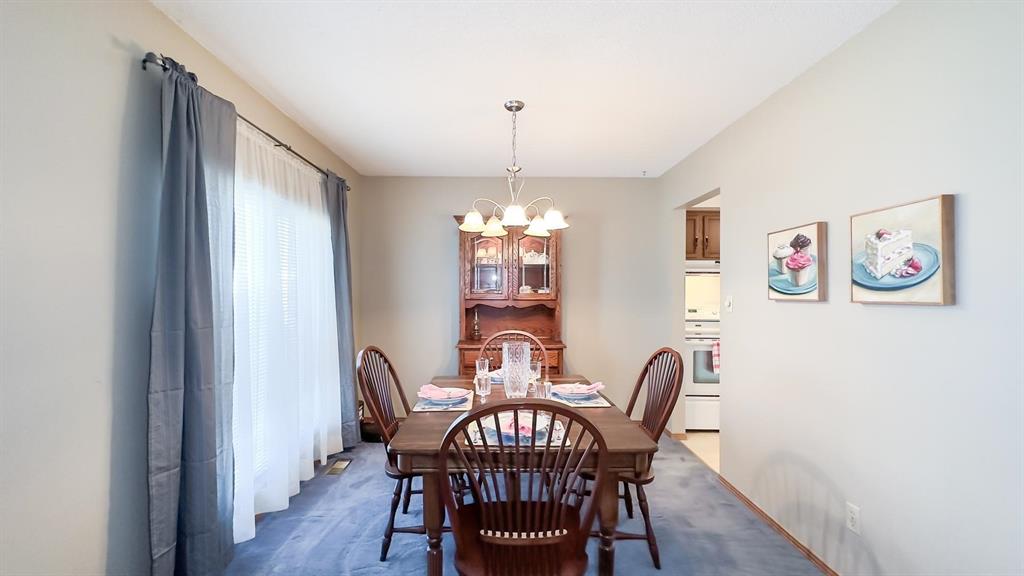 2574 KAYMAR Crescent, Sarnia, Ontario, Canada