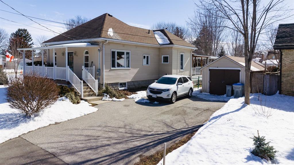 65 BROADWAY Street, Lambton Shores, Ontario, Canada