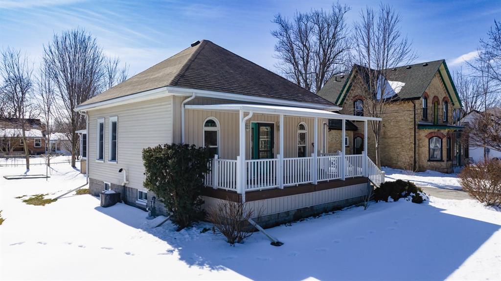 65 BROADWAY Street, Lambton Shores, Ontario, Canada