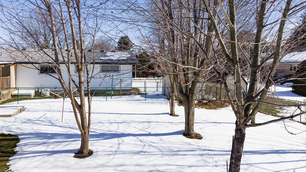 65 BROADWAY Street, Lambton Shores, Ontario, Canada