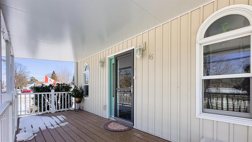 65 BROADWAY Street, Lambton Shores, Ontario, Canada