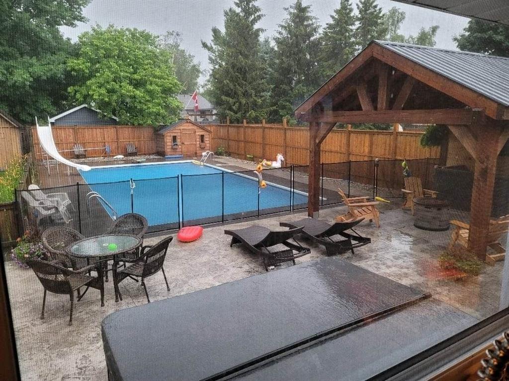 14 PARK Lane, Lambton Shores, Ontario, Canada