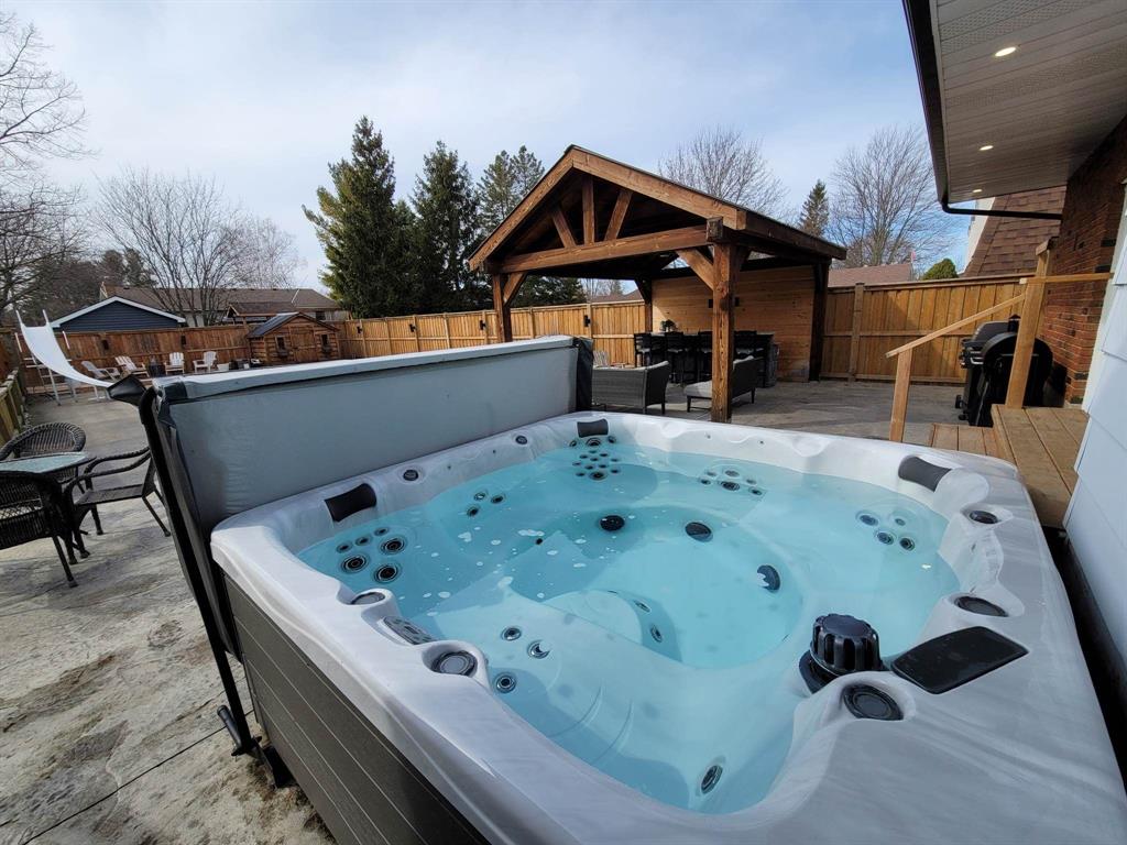 14 PARK Lane, Lambton Shores, Ontario, Canada