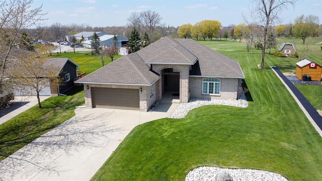 4304 GARDEN Crescent, Petrolia Ontario, Canada