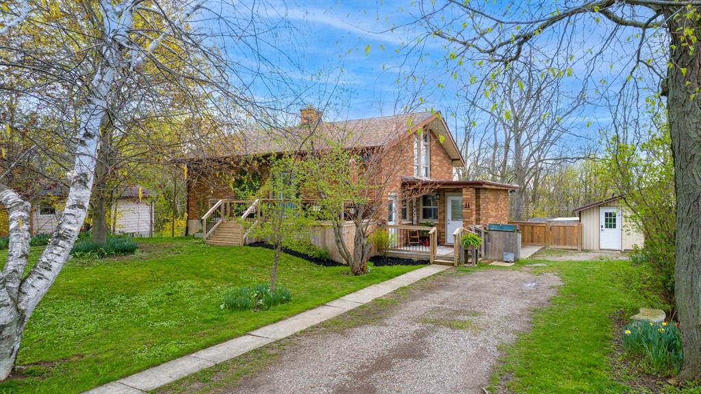 11 BAYLEY Street, Lambton Shores, Ontario, Canada