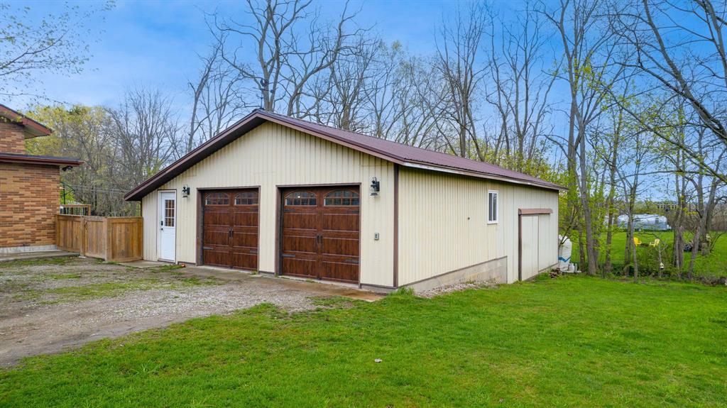 11 BAYLEY Street, Lambton Shores, Ontario, Canada