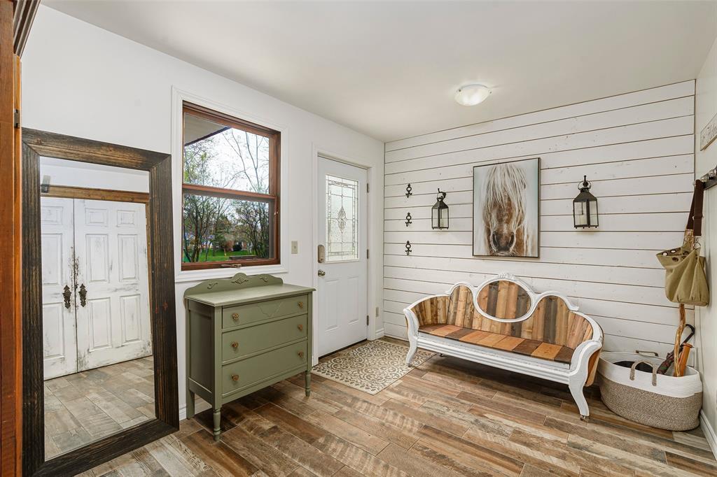 11 BAYLEY Street, Lambton Shores, Ontario, Canada