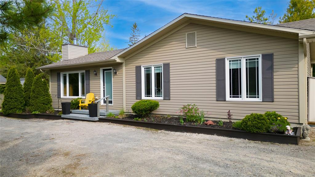 6782 EAST PARKWAY Drive, Lambton Shores, Ontario, Canada