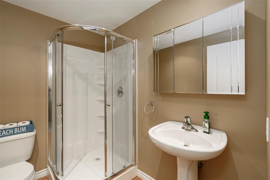 6782 EAST PARKWAY Drive, Lambton Shores, Ontario, Canada