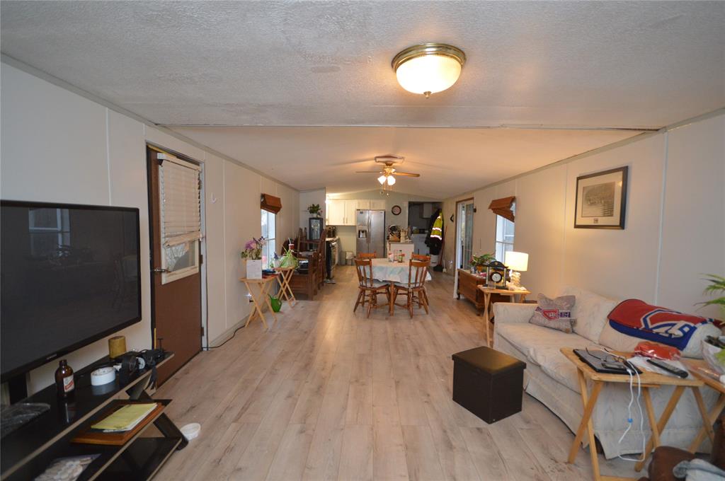 9839 LAKESHORE Road Unit# 3, Lambton Shores, Ontario, Canada