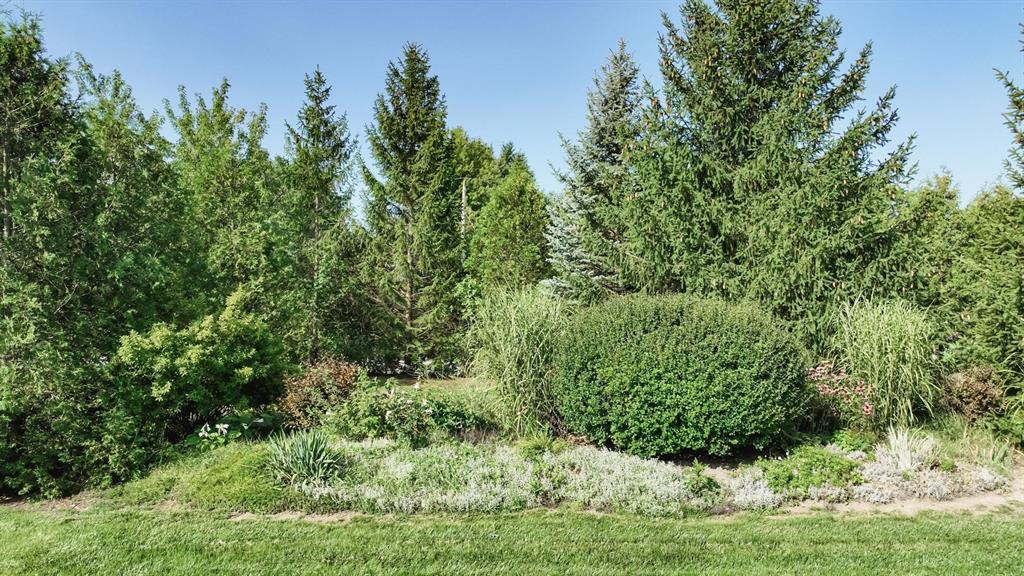 4335 BLUEPOINT Drive, Plympton-Wyoming, Ontario, Canada