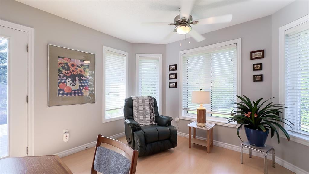 4335 BLUEPOINT Drive, Plympton-Wyoming, Ontario, Canada