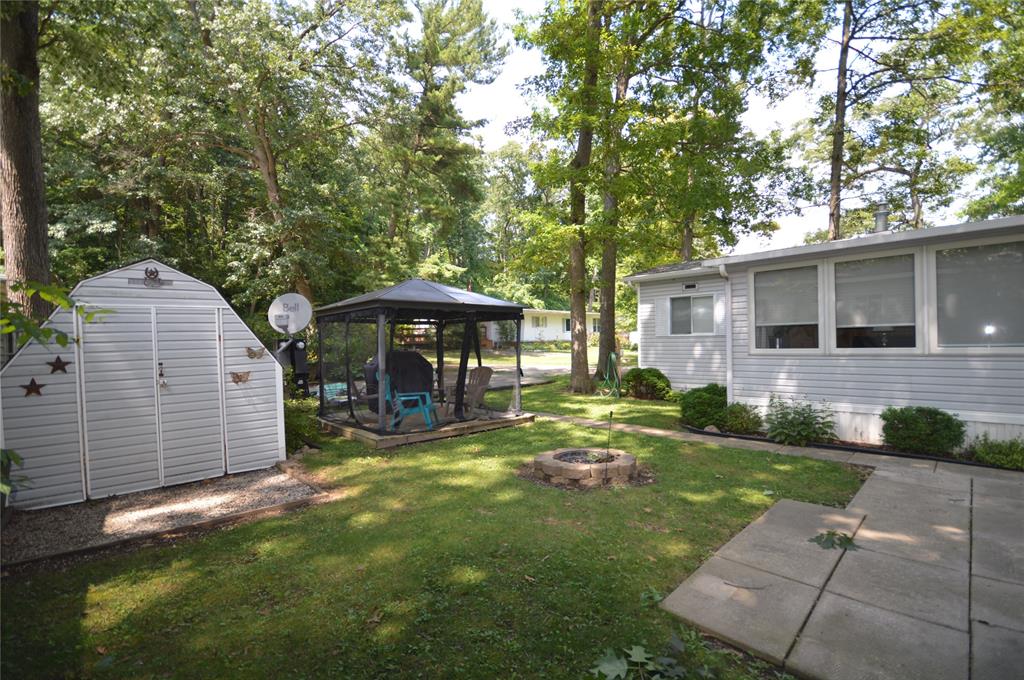 9910 NORTHVILLE Crescent Unit# A-52, Lambton Shores, Ontario, Canada