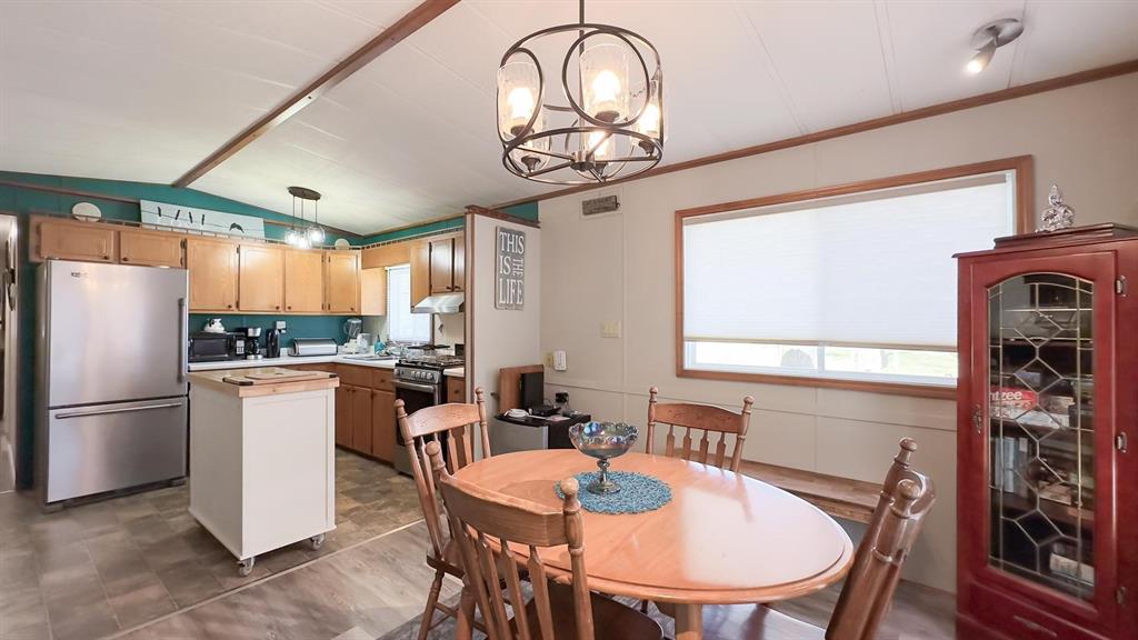 9910 NORTHVILLE Crescent Unit# A-52, Lambton Shores, Ontario, Canada