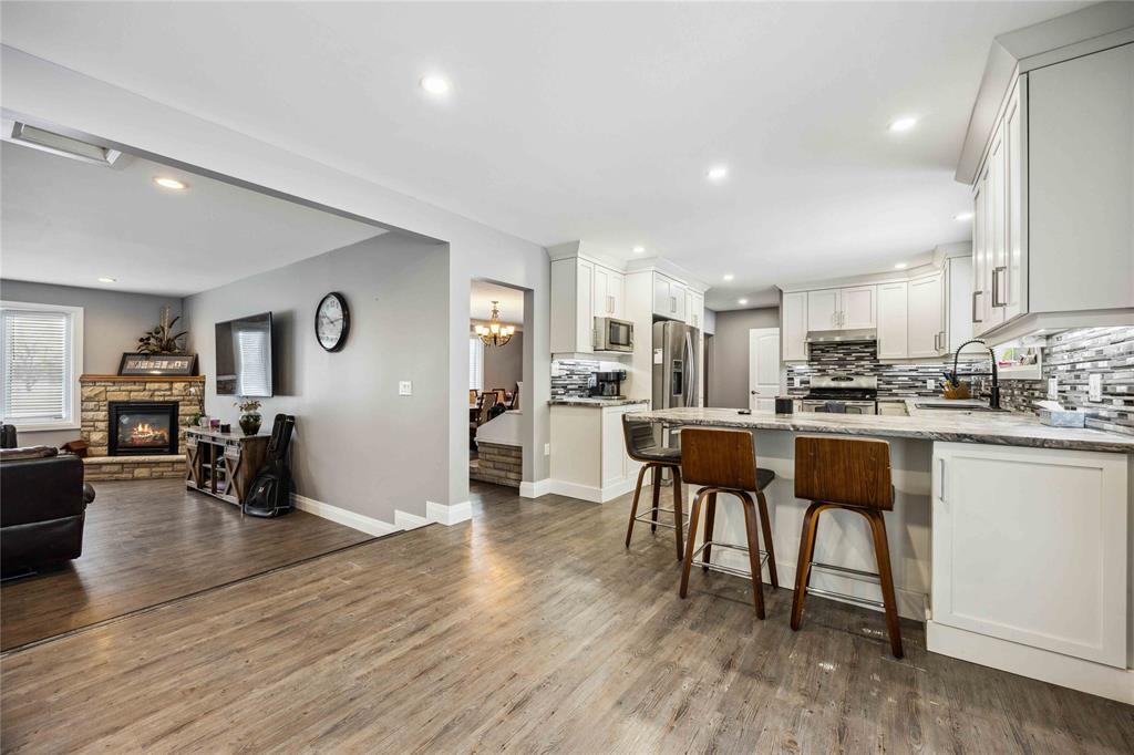 8366 TOWNSEND Line, Lambton Shores, Ontario, Canada