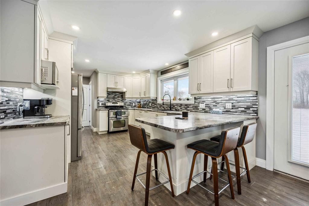 8366 TOWNSEND Line, Lambton Shores, Ontario, Canada